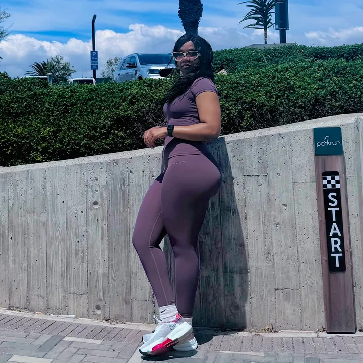 Kona_thickfit