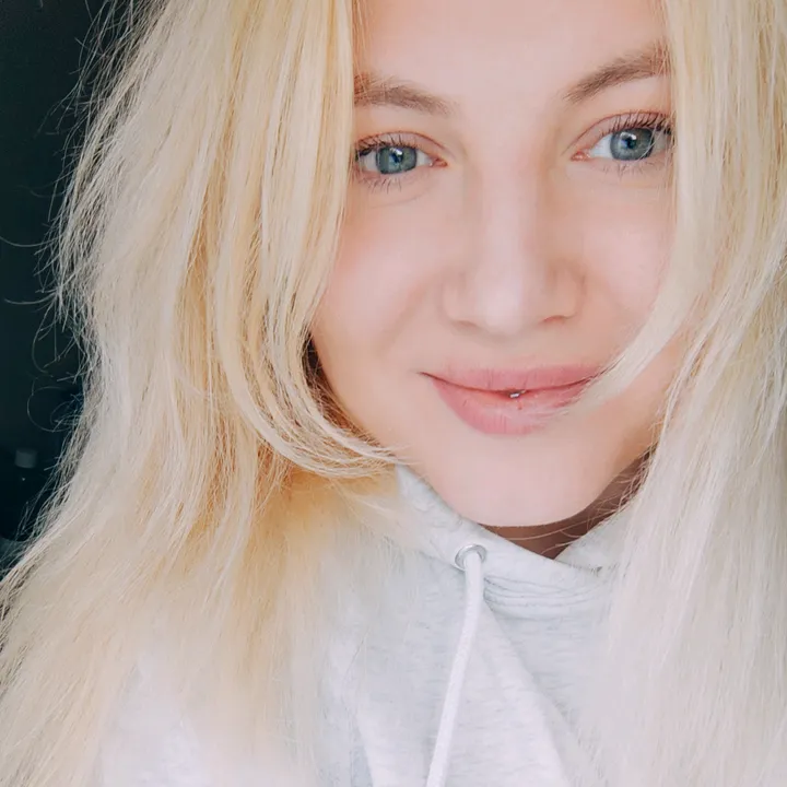 Evgenya♾️