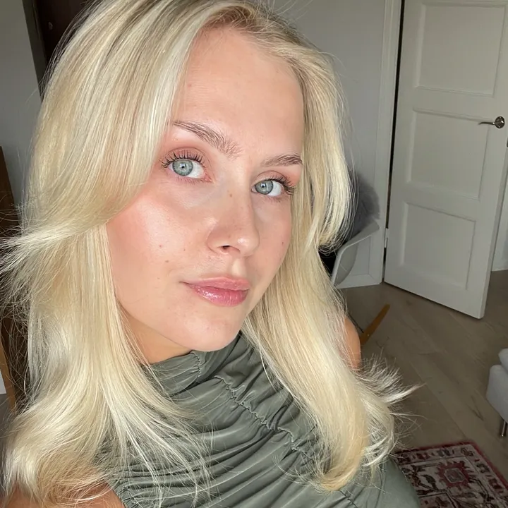 Juulia
