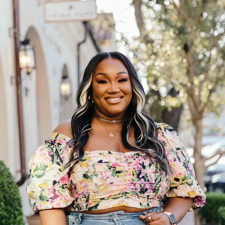 Ashley | Plus Size Creator ✨