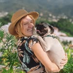 Lora 🇨🇦 Dog-friendly Nomad Lifestyle ✈️🐶