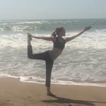 SARAH LUCY YOGA