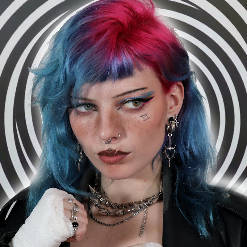 Crystal Lindy