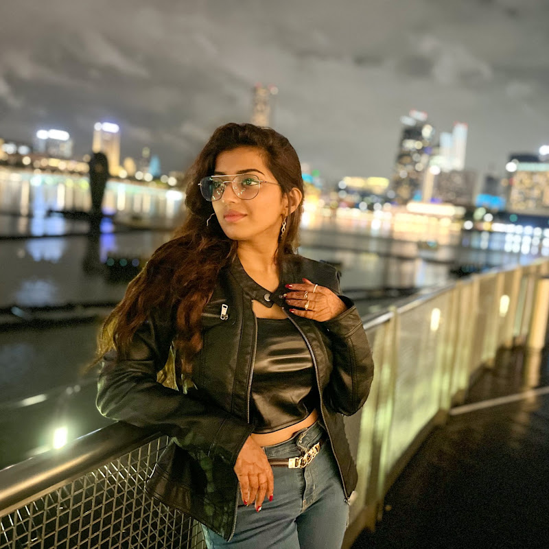 Techy Glam Girl
