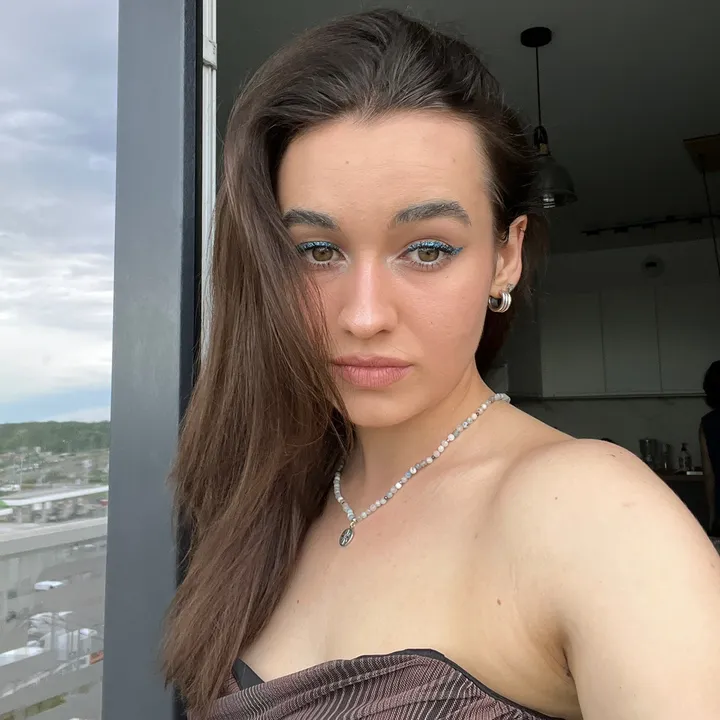 alexandra.bartosik