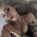 🦊 leslie | stream motorcycle travel psychology