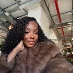 𝘔𝘦𝘭𝘢𝘯𝘪𝘦 𝘌𝘮𝘮𝘢