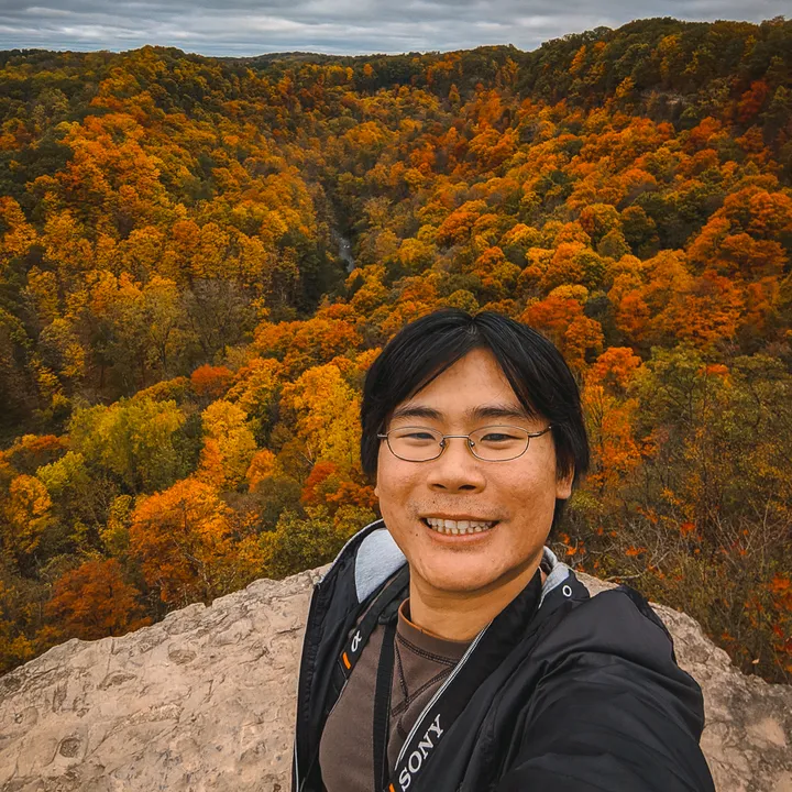 Raymond Cua | Travel Blogger