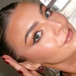 Hollie Nugent  Makeup✨☁️