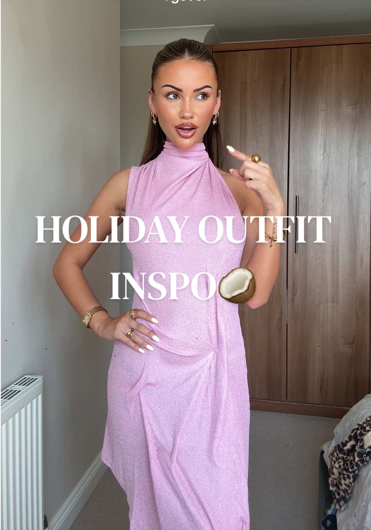 stop sleeping on @Fashion Nova!!  #fashionnova #summeroutfits #holidayinspo 