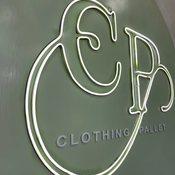 clothing pallet
