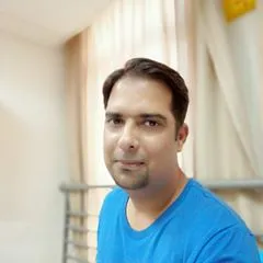 Tariq 可汗  🇵🇰 🇨🇳 🇨🇦