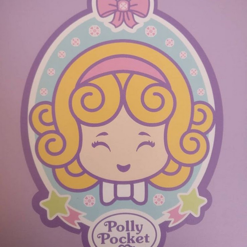 Mini Doll Pocket