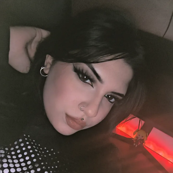 𝕸𝖆𝖐𝖊𝖚𝖕 𝖇𝖞 𝕮𝖑𝖆𝖚💄