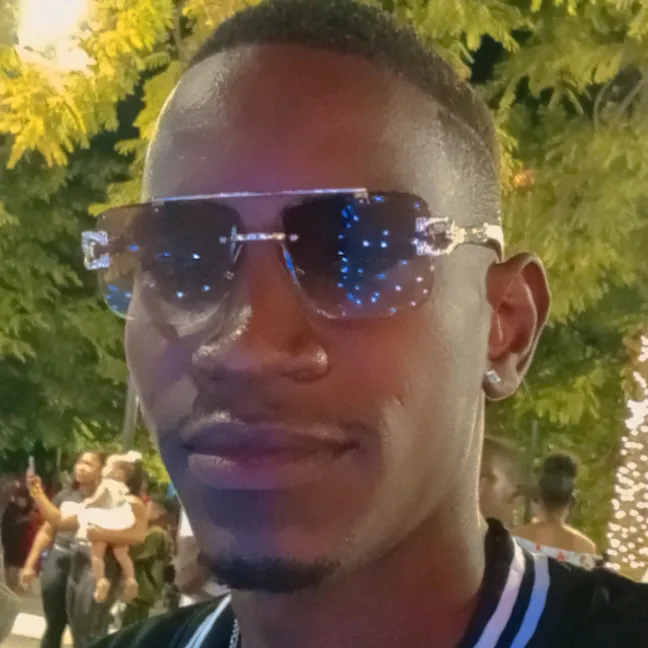 SONDY BLACK