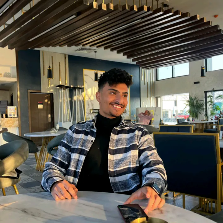 Eyad_Nayl_barber