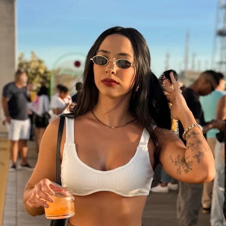 Lou