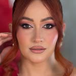 Dessire Atienza • Maquillador | Creador Latina | Maturin