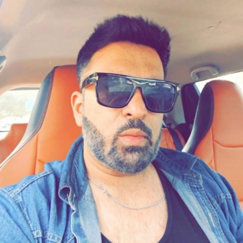 Raajveer Khanna - PROUD INDIAN 