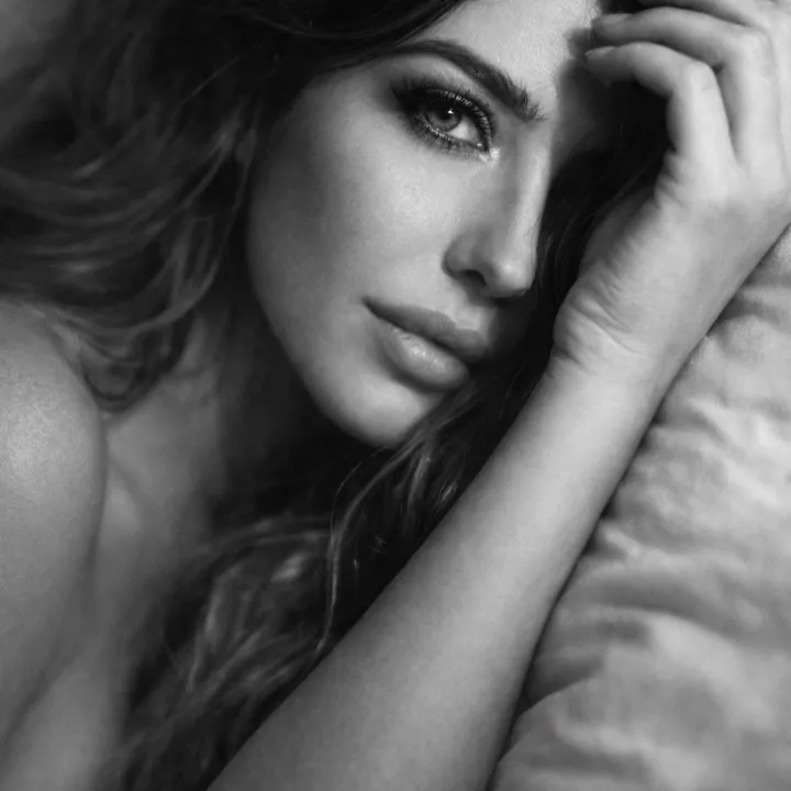 Loz Lee
