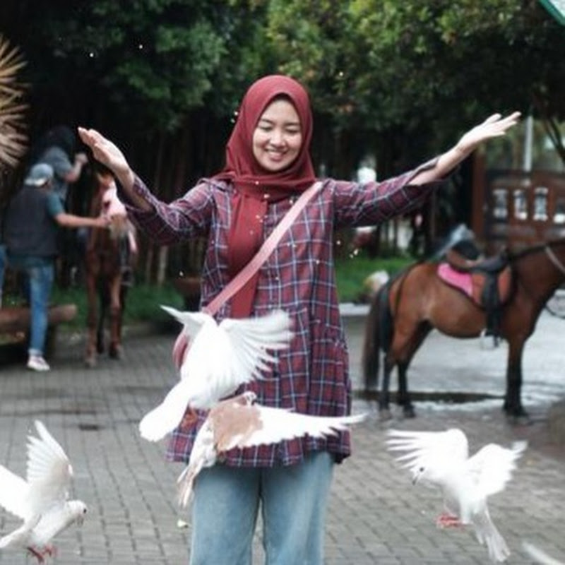 DEAWULANDARI | Travel & Food Channel