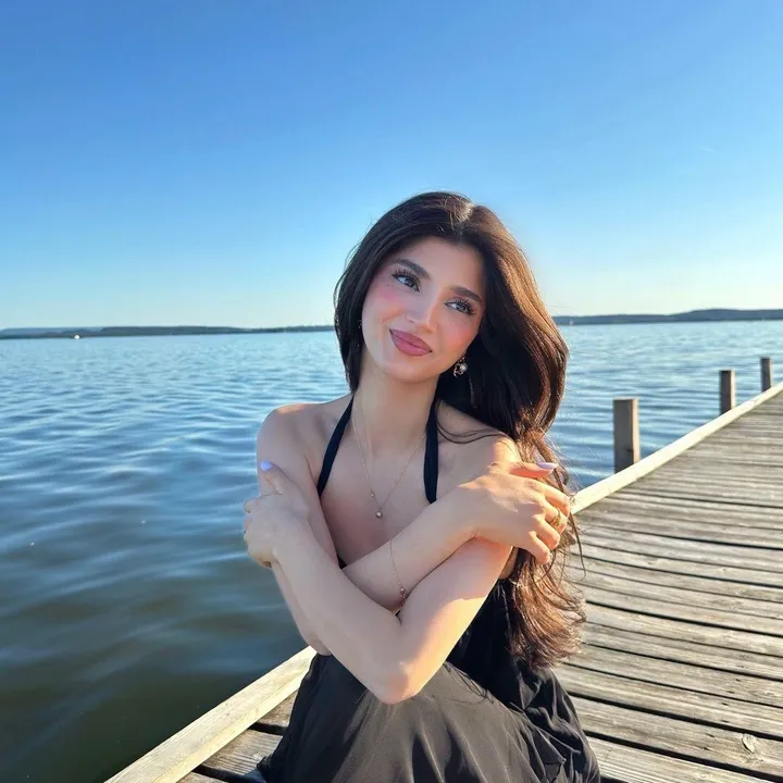 fhjvj