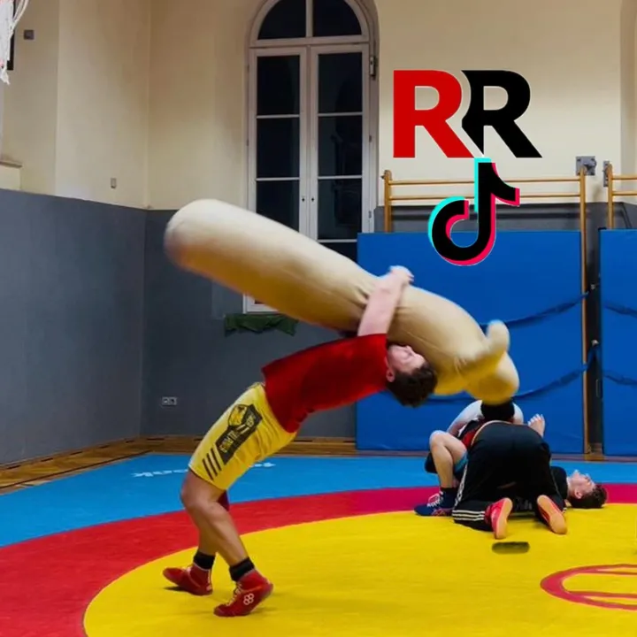 RR