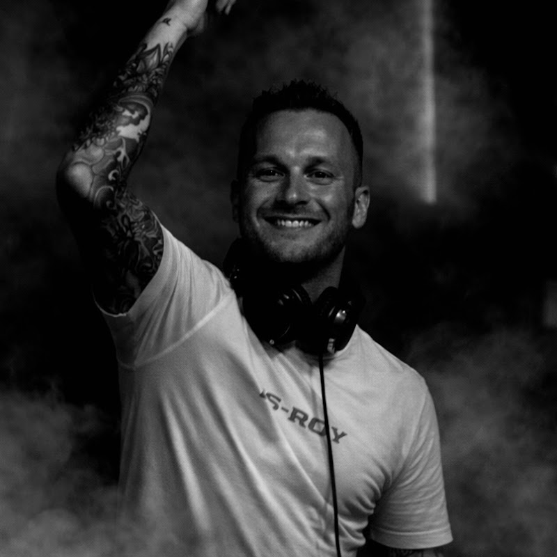 DJ S-ROY 