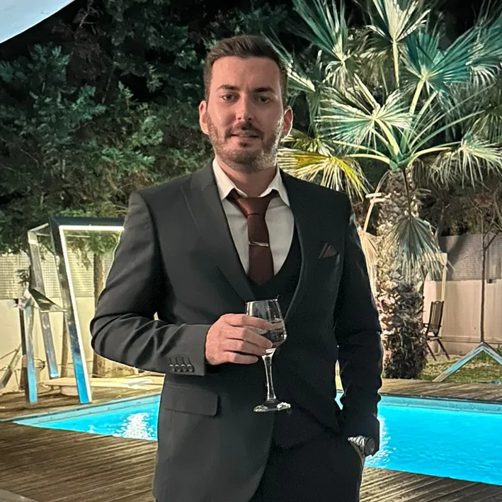 Vasileios Fotos OFFICIAL