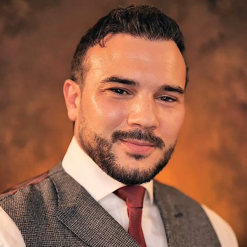 Whispering Gentleman ASMR