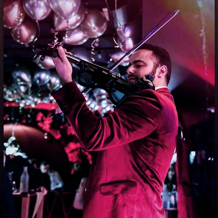 AYOVIOLIN