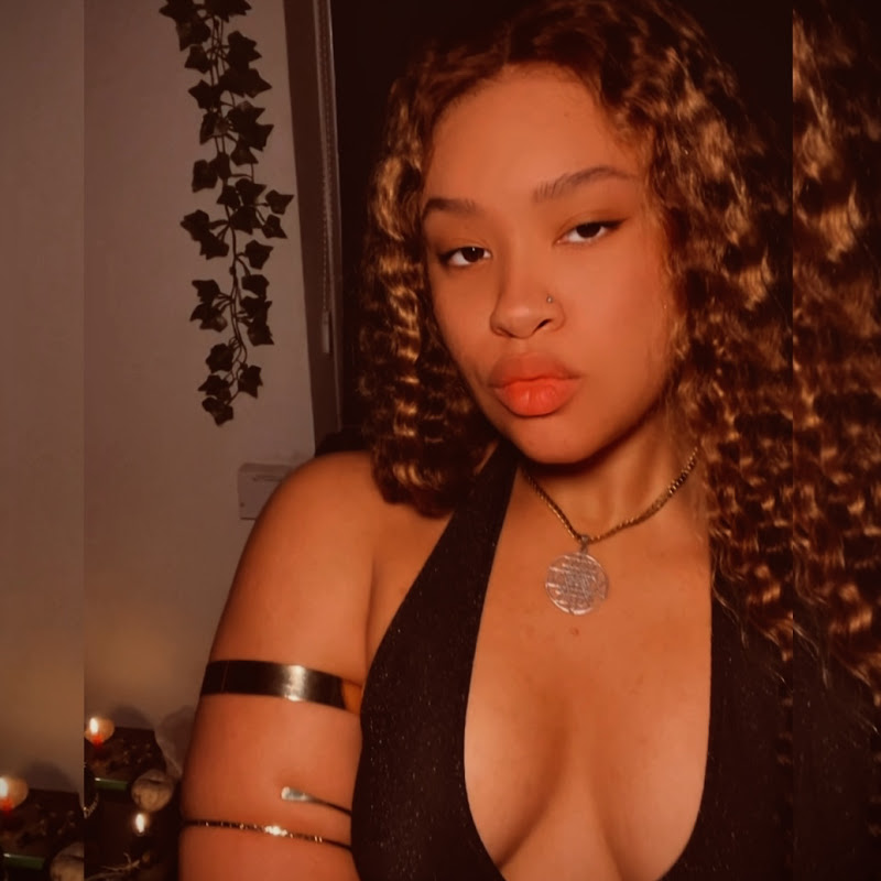 Destiny Morgan Lifestyle vlogging
