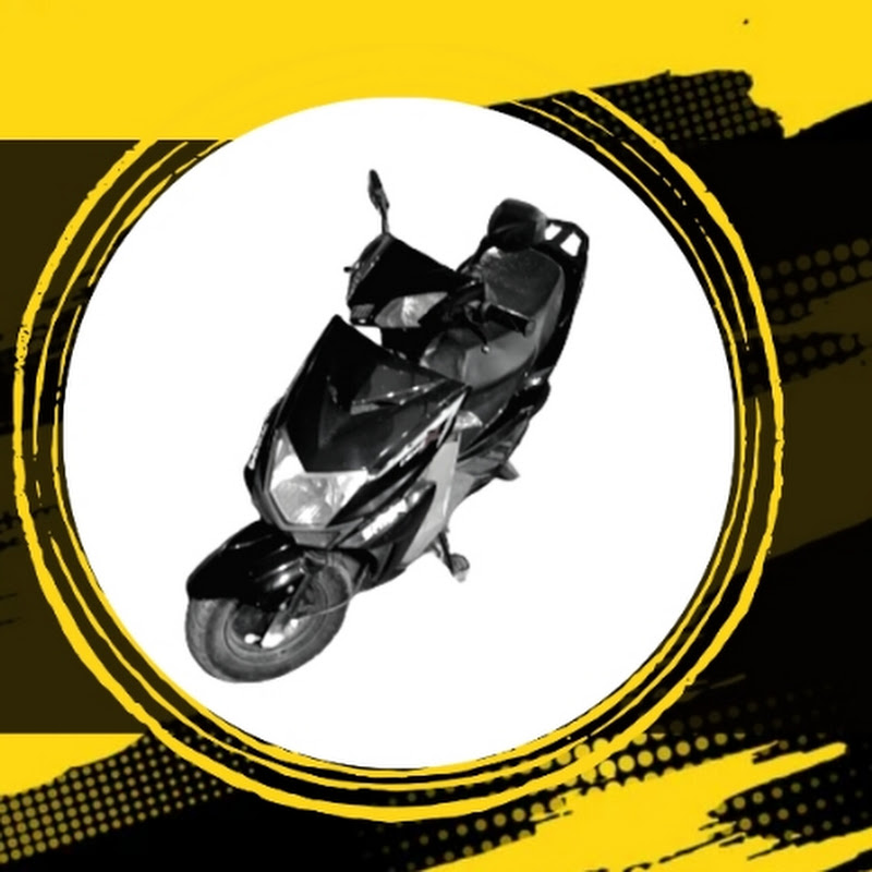 The Scooty Girl (Life Adventures)