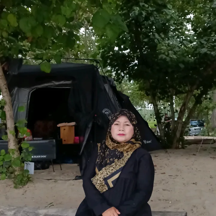 mommy rizqi terapis