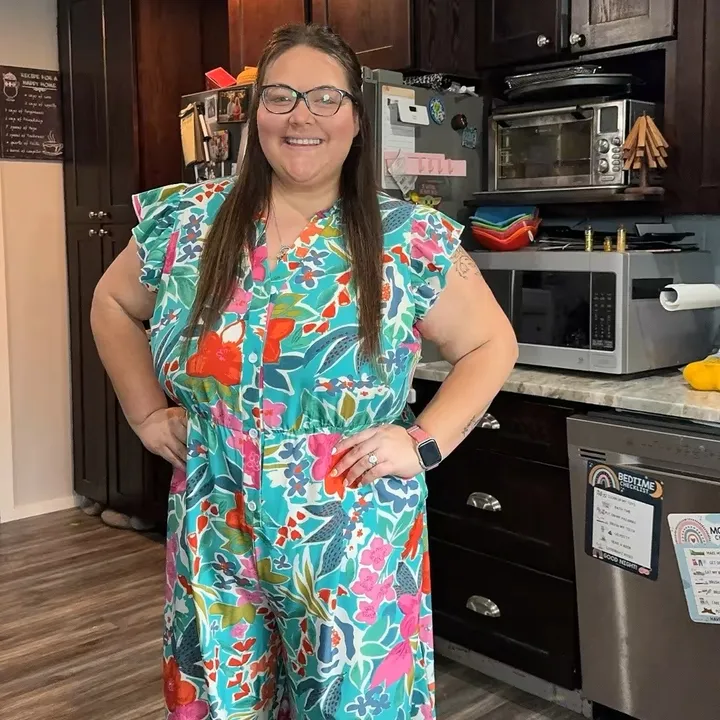 Crystal H. ☀️ SAHM