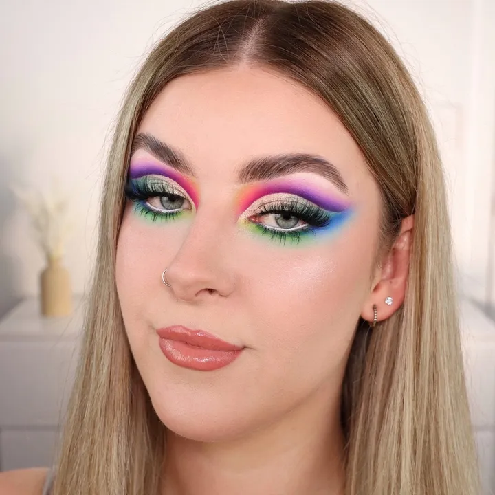 Alix | Makeup & Beauty Content