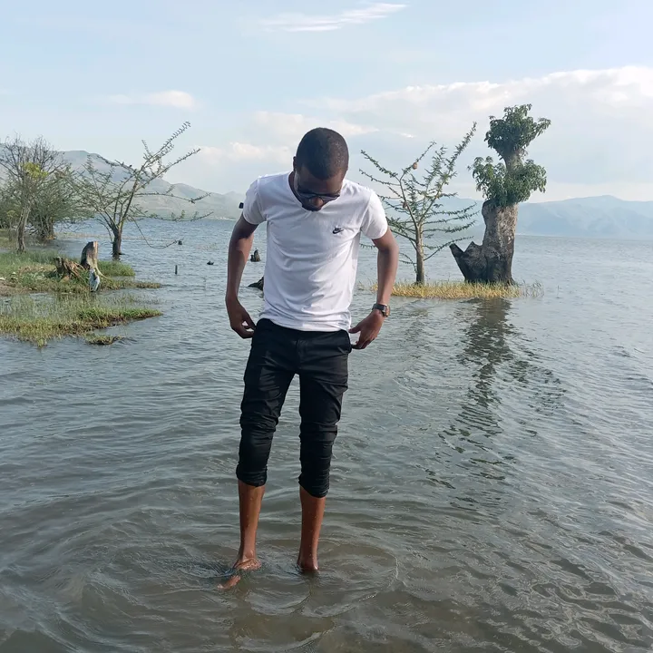 EUGENE 🇰🇪