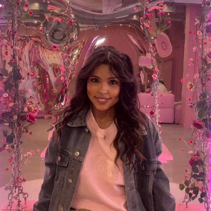 KristinSchanks 💄💝💃