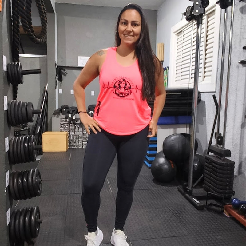 TREINADORA KELLY AGUIAR 