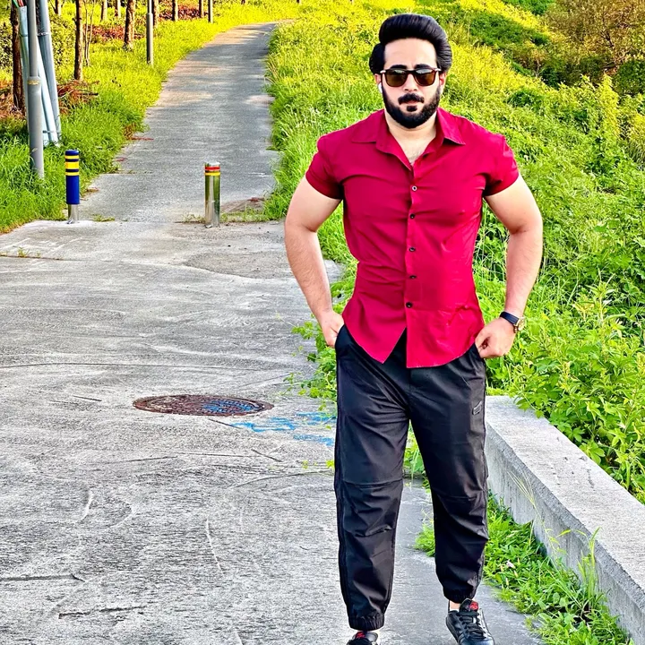 Farhat ayaz Malik🇰🇷(ڈریال1)