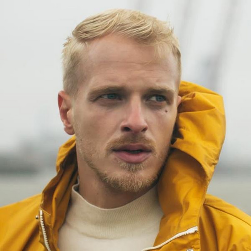 Mario Galla - HIKESOME