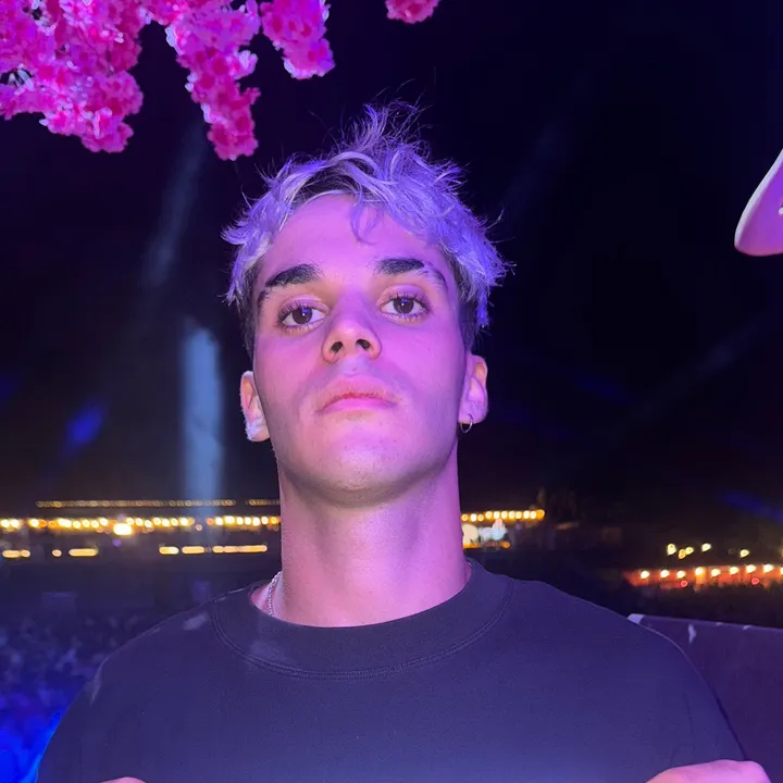 LucasG