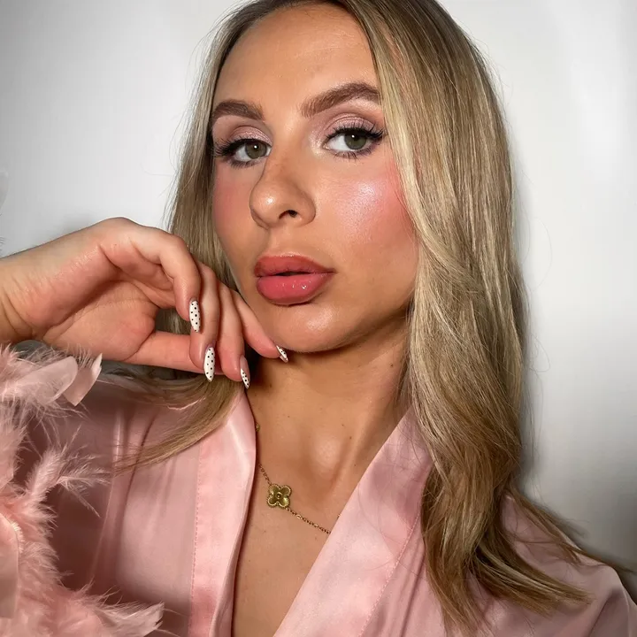 Summer Louise | MUA