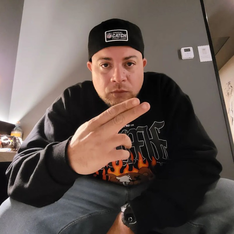 Iski Lefty