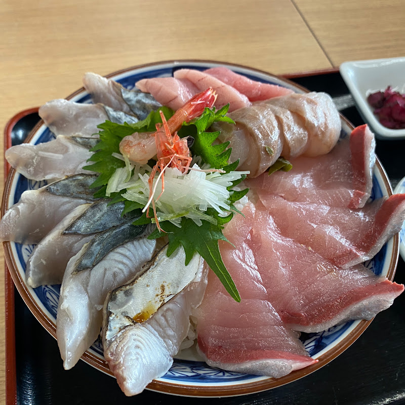 Yummy Toyama Eats