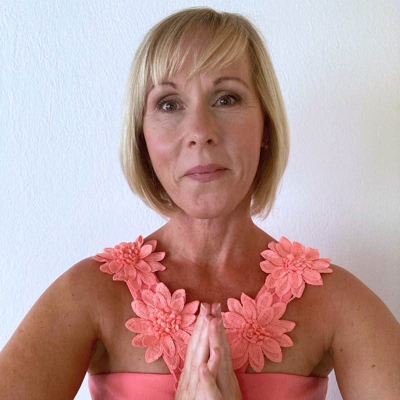 Yoga G with Gillian McClure