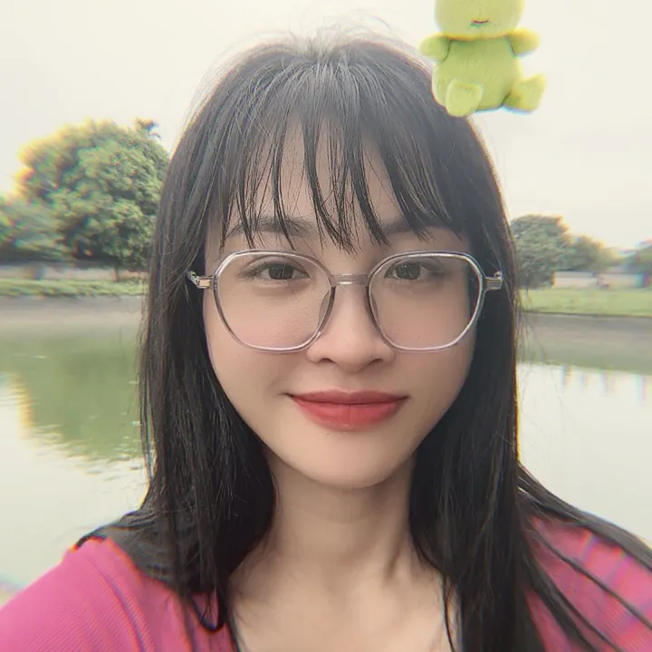 Thắm Linh Săn Sale