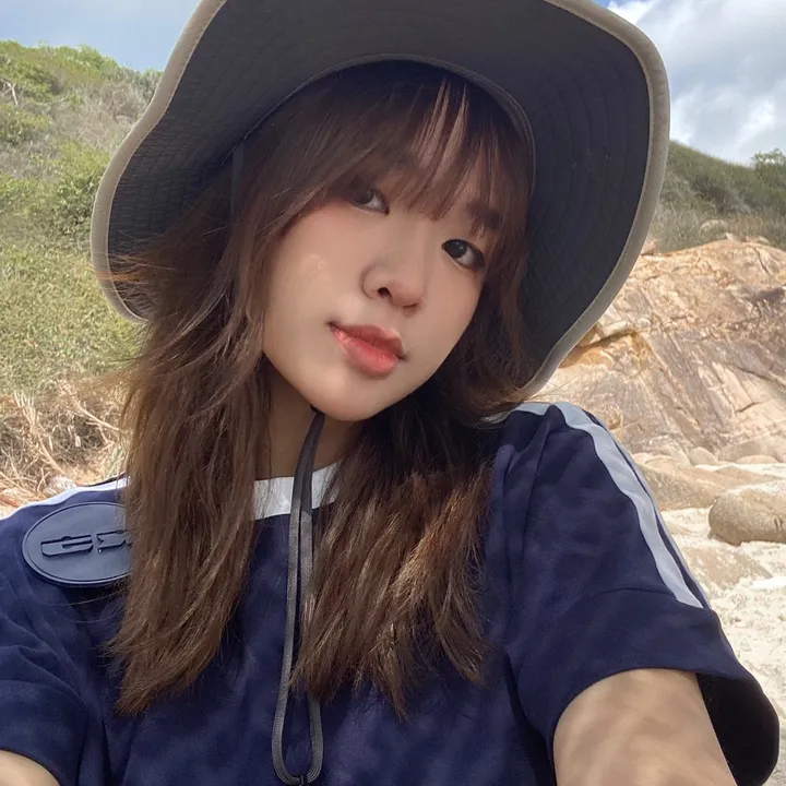 Ni ✧˚