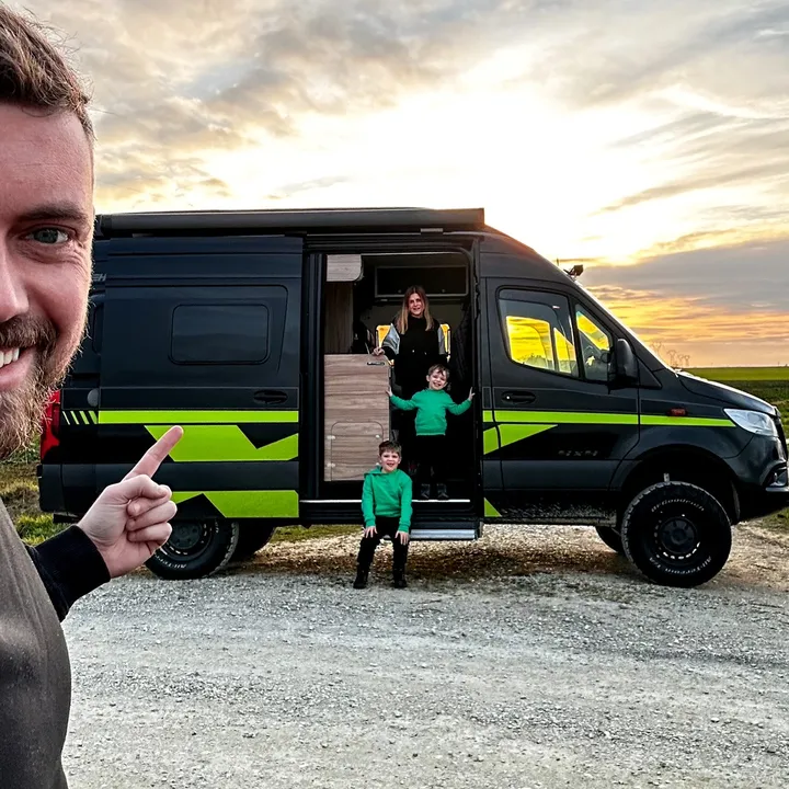 KampaFam » Van Family