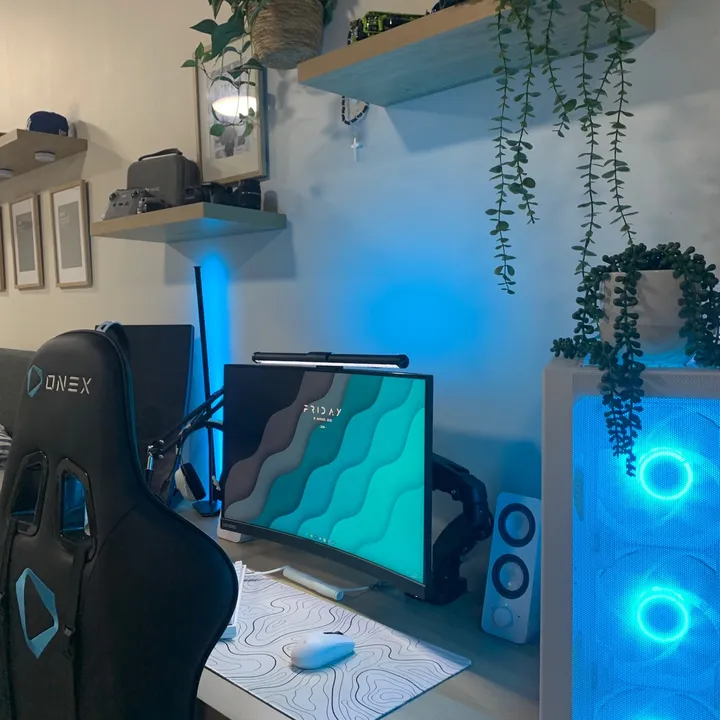 𝐒𝐚𝐯𝐚𝐧𝐭𝐅𝐧 ￼